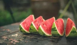 北枫视角吃瓜,揭秘娱乐圈那些鲜为人知的瓜料