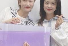 破产姐弟比赛吃瓜,破产姐弟上演吃瓜大赛